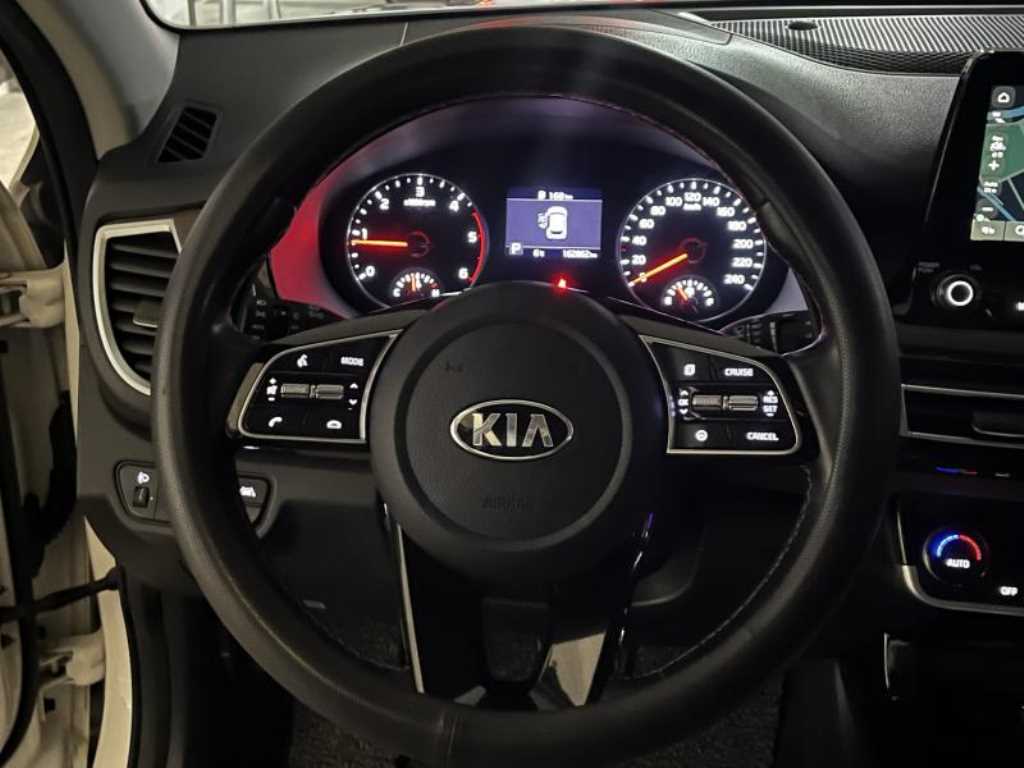 Kia Seltos — photo 09