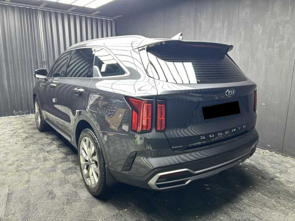 Kia Sorento — photo 03