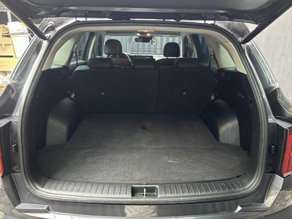 Kia Sorento — photo 05