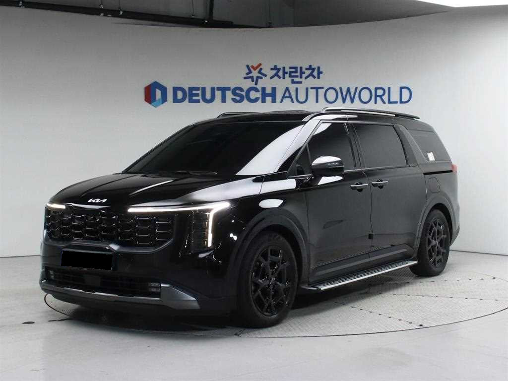 Kia Carnival — photo 01