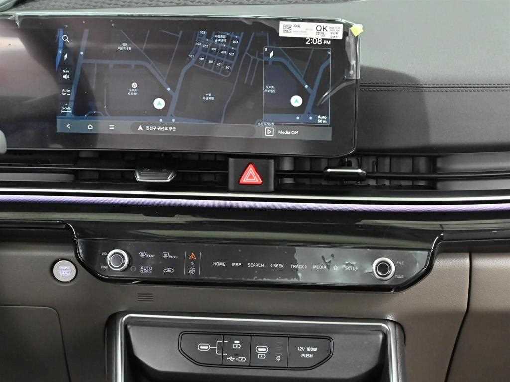 Kia Carnival — photo 14