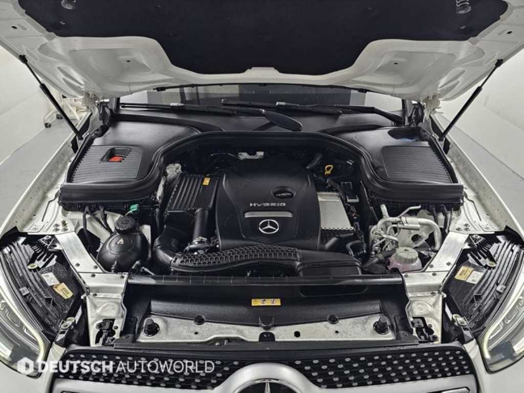 Mercedes-Benz GLC-Class — photo 06