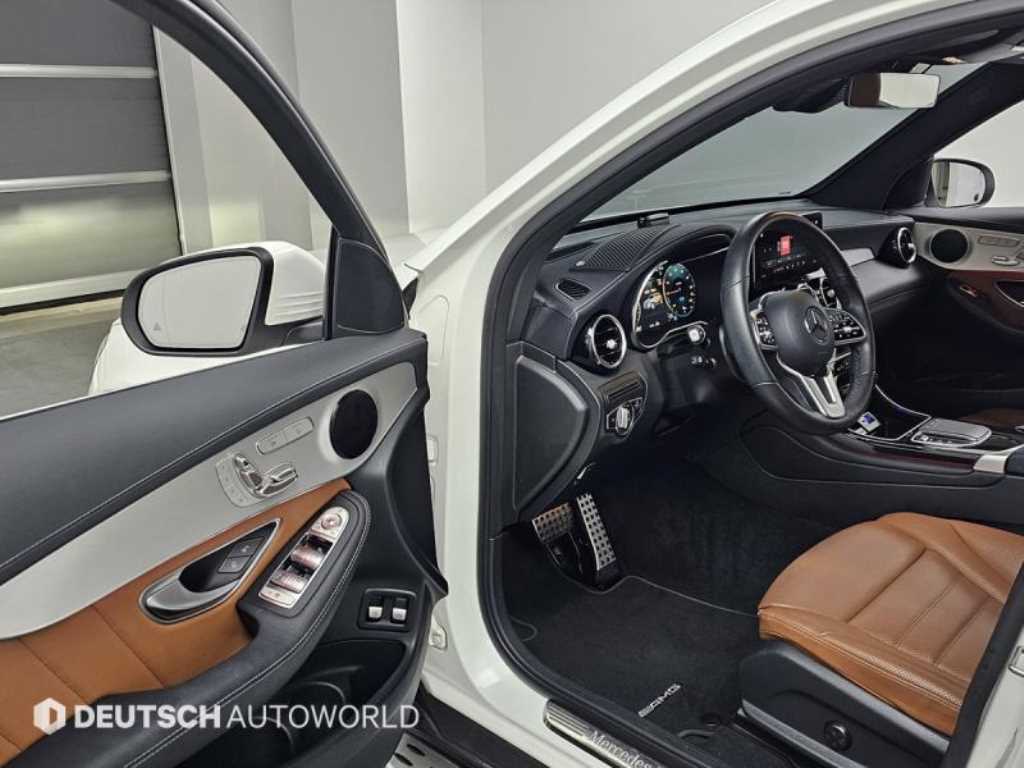 Mercedes-Benz GLC-Class — photo 11