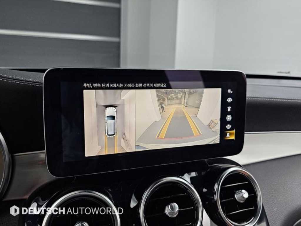 Mercedes-Benz GLC-Class — photo 15