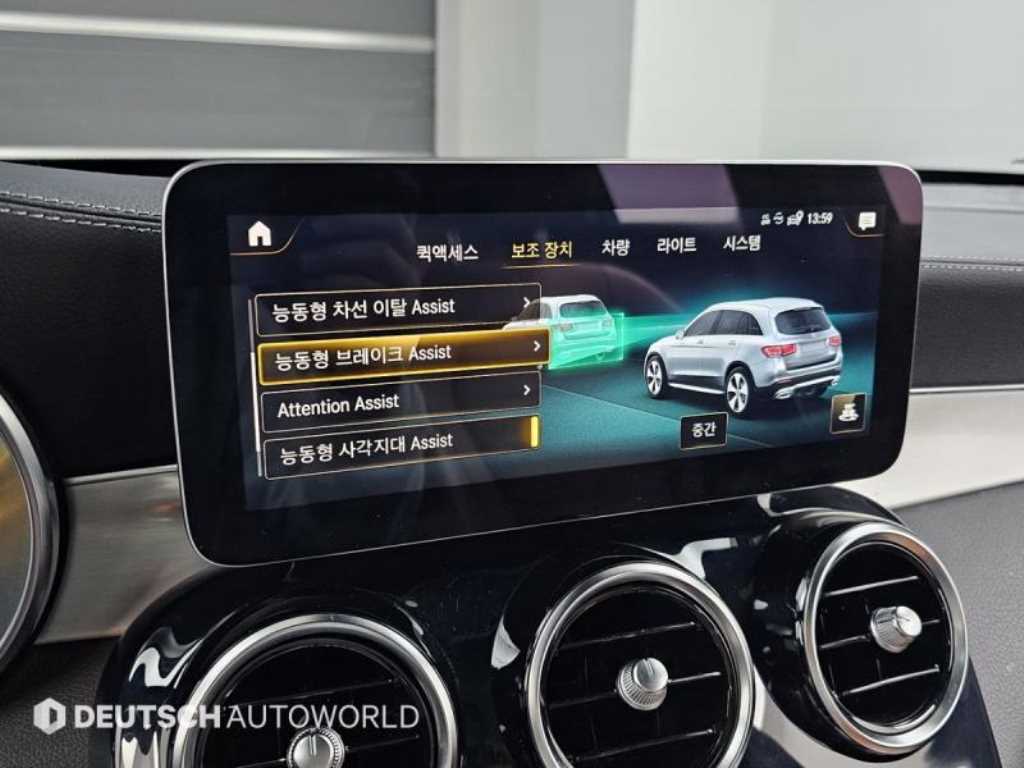 Mercedes-Benz GLC-Class — photo 17