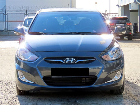 Hyundai Accent — photo 01