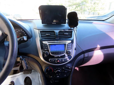 Hyundai Accent — photo 12