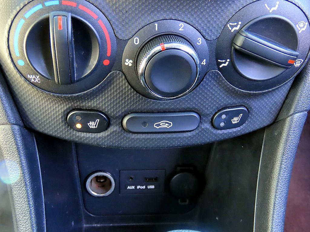 Hyundai Accent — photo 14