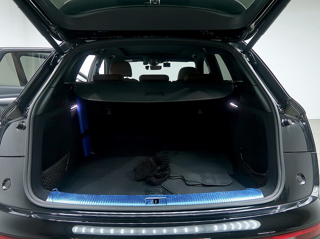Audi Q5 — photo 14