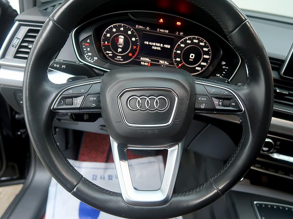Audi Q5 — photo 15