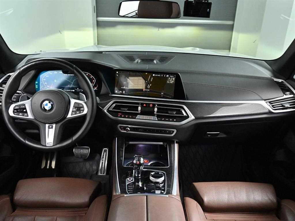 BMW X5 — photo 06