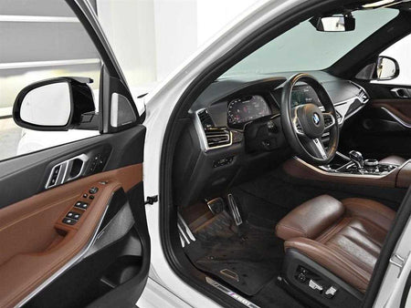 BMW X5 — photo 10