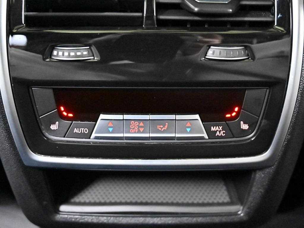 BMW X5 — photo 15