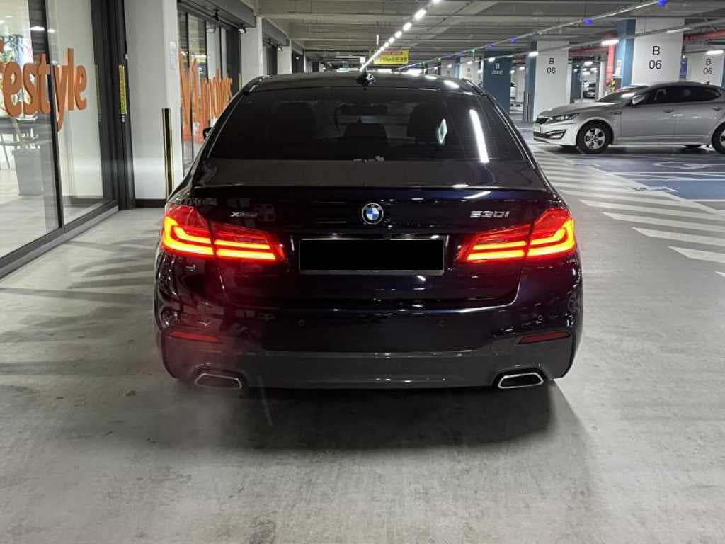 BMW 5-Series — photo 05