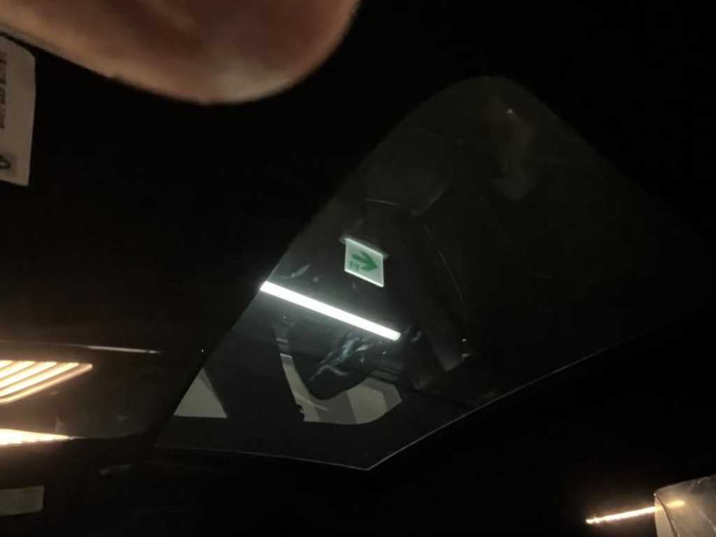 BMW 5-Series — photo 15