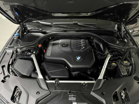 BMW 5-Series — photo 20