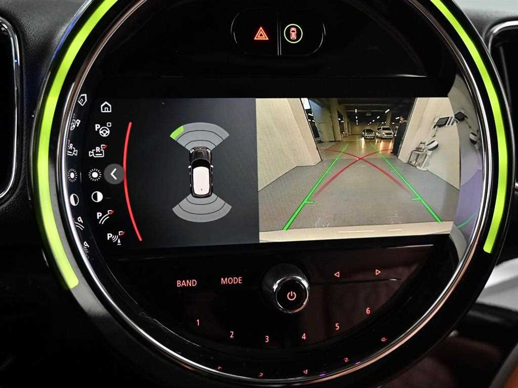 Mini Countryman — photo 15
