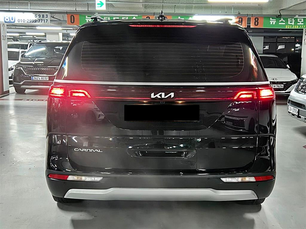 Kia Carnival — photo 04