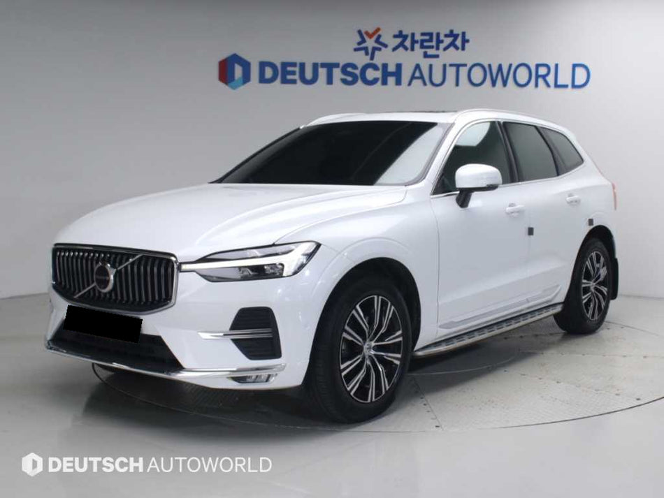 Volvo XC60 — photo 01