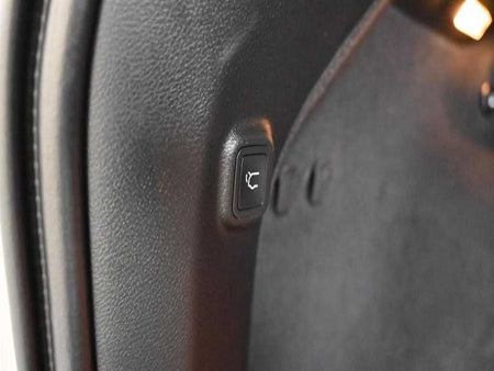 Jeep Cherokee — photo 17
