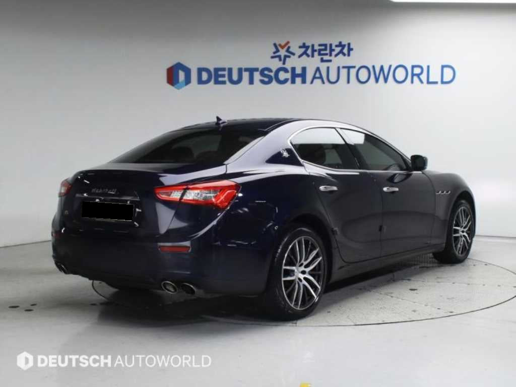 Maserati Ghibli — photo 02