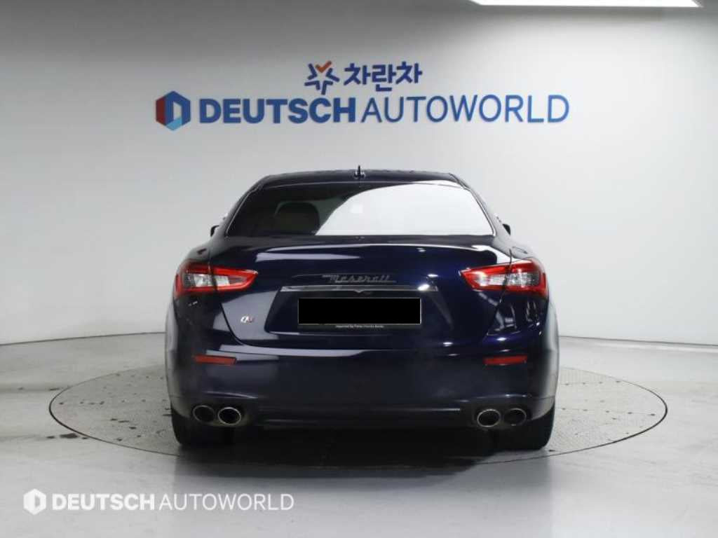 Maserati Ghibli — photo 04