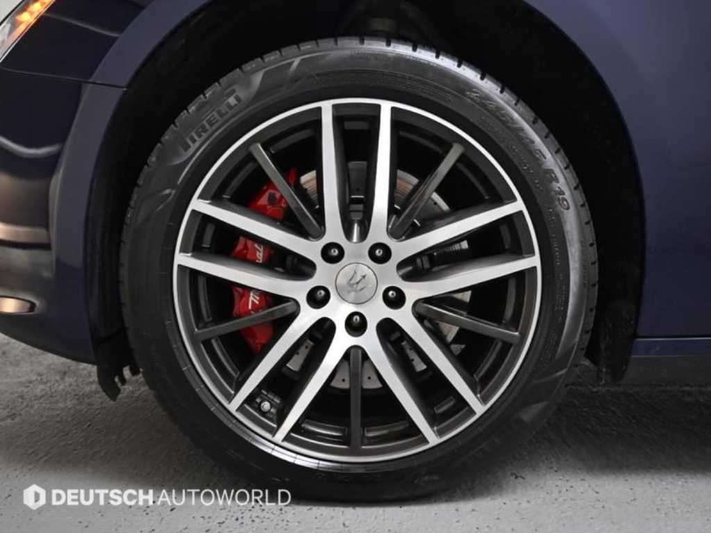 Maserati Ghibli — photo 05
