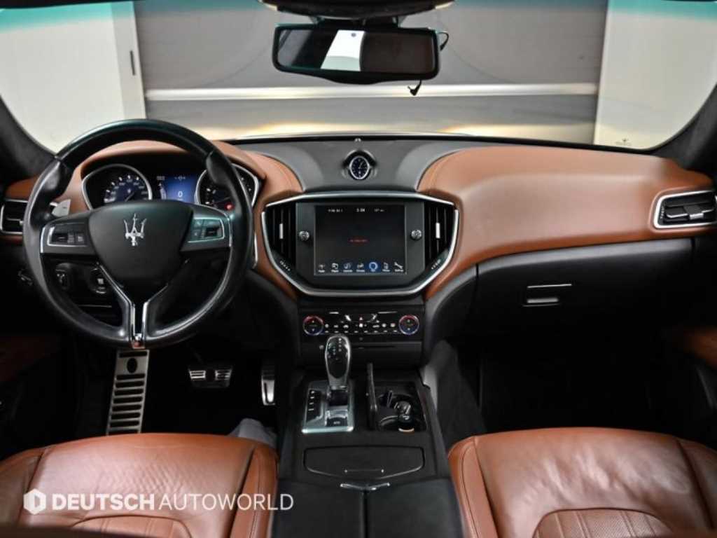 Maserati Ghibli — photo 07