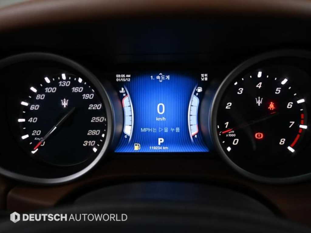 Maserati Ghibli — photo 08