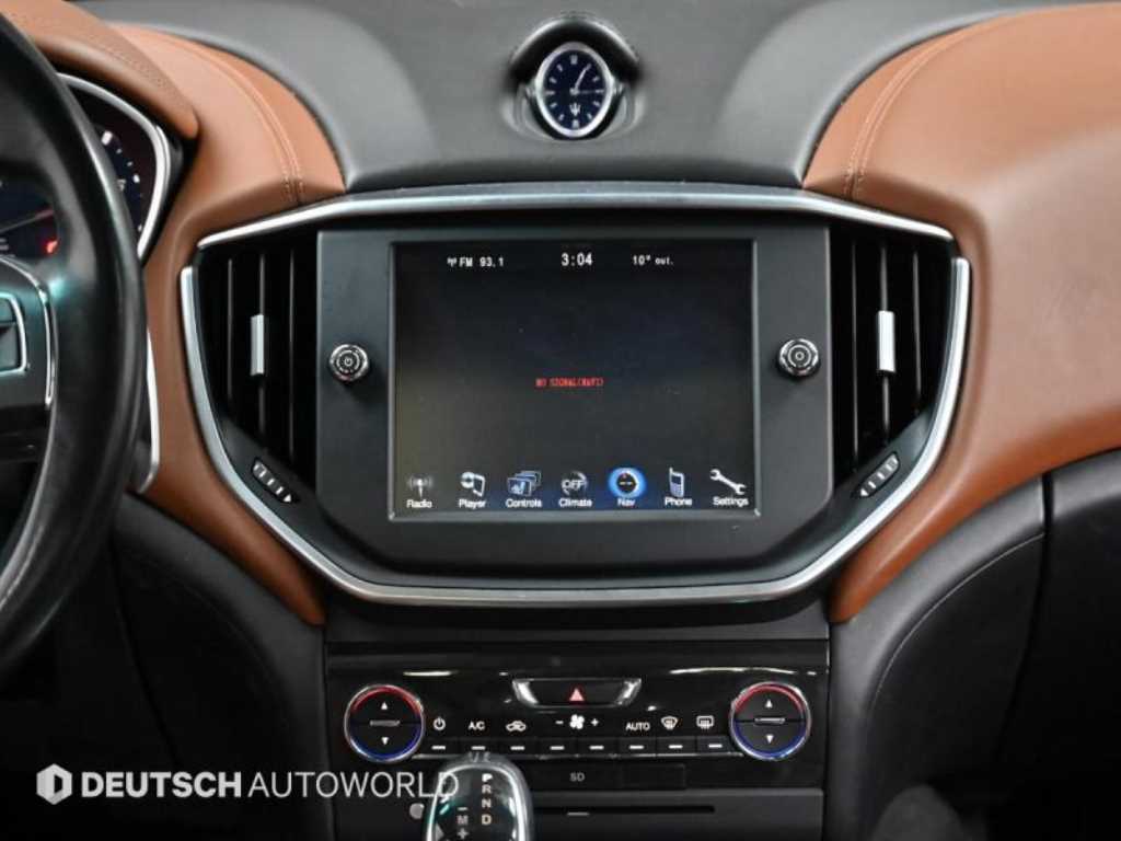 Maserati Ghibli — photo 14