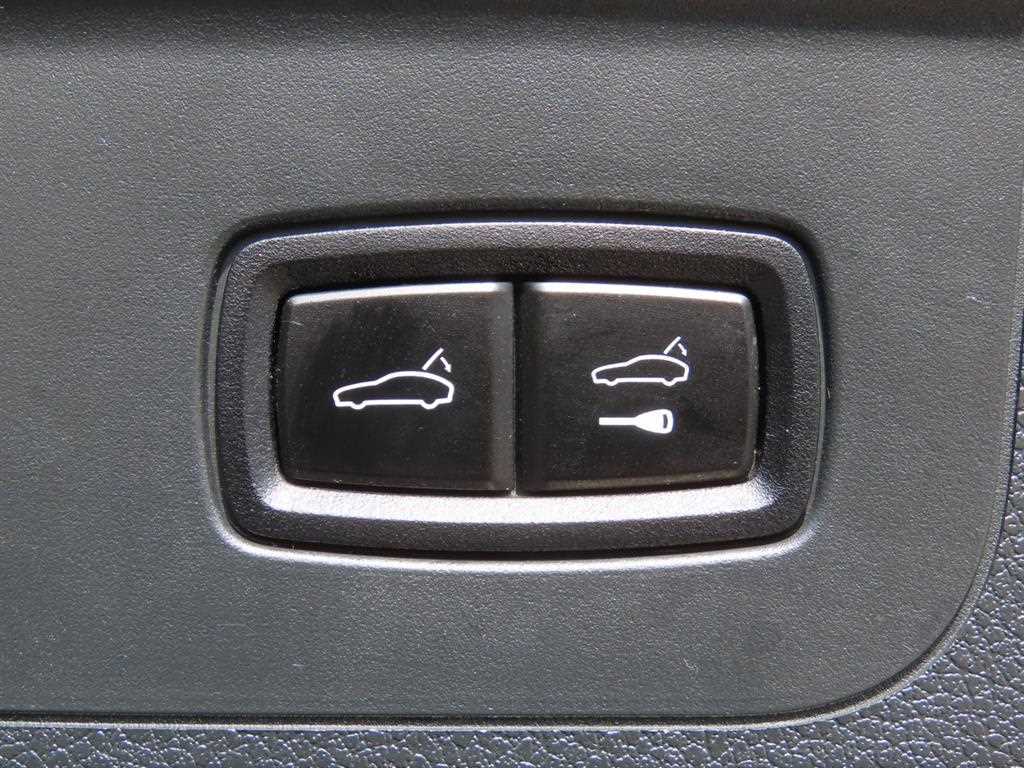 Porsche Panamera — photo 18