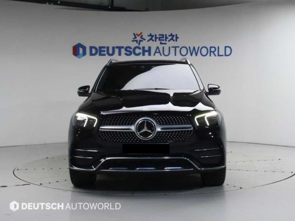 Mercedes-Benz GLE-Class — photo 03