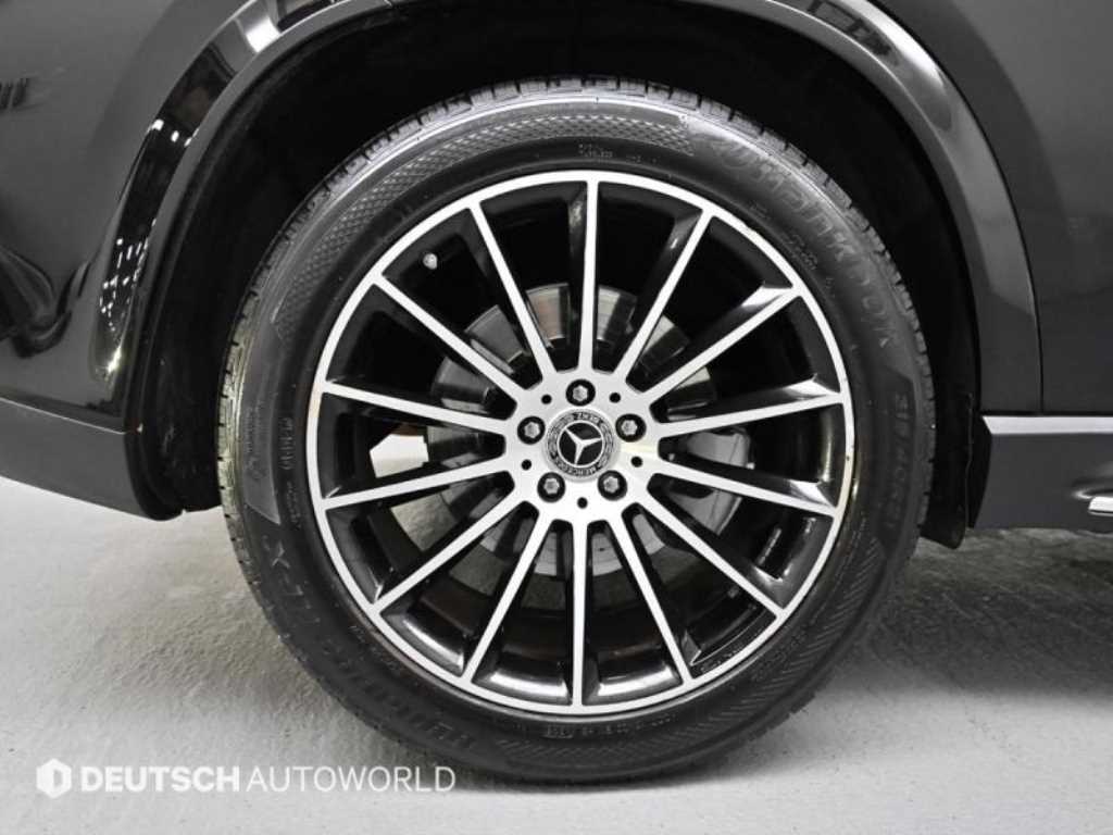 Mercedes-Benz GLE-Class — photo 05