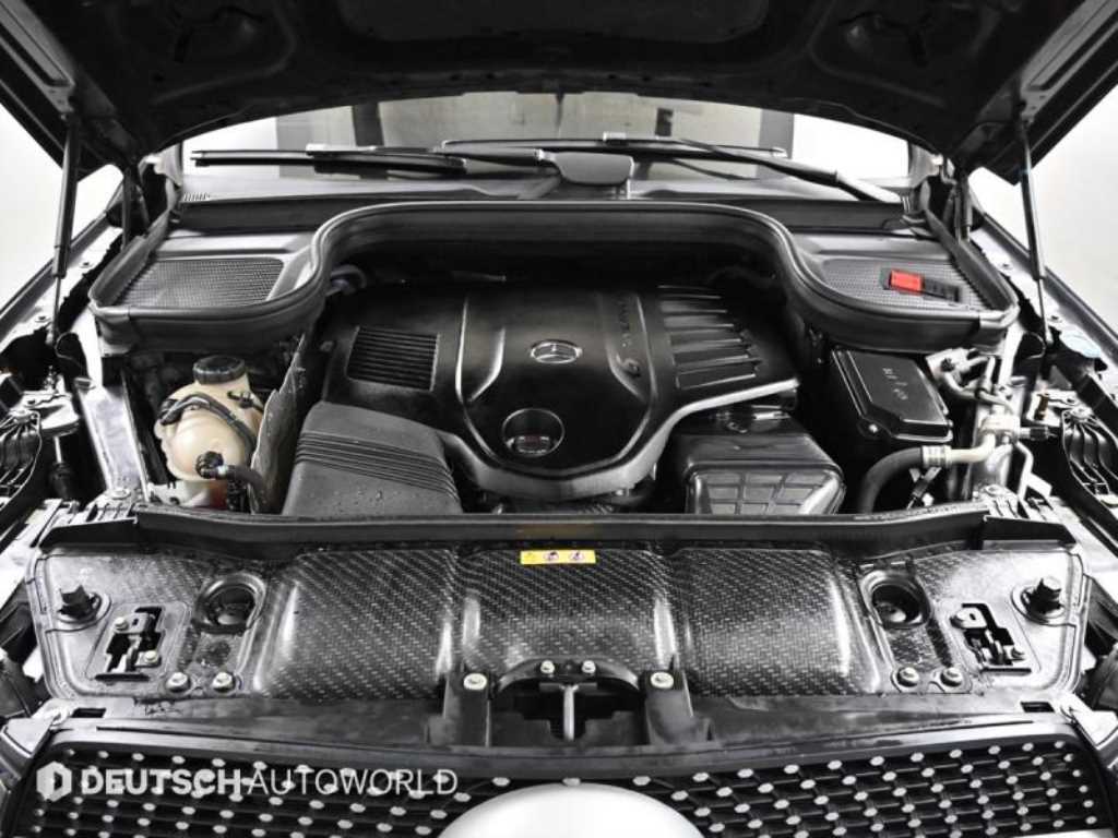 Mercedes-Benz GLE-Class — photo 06