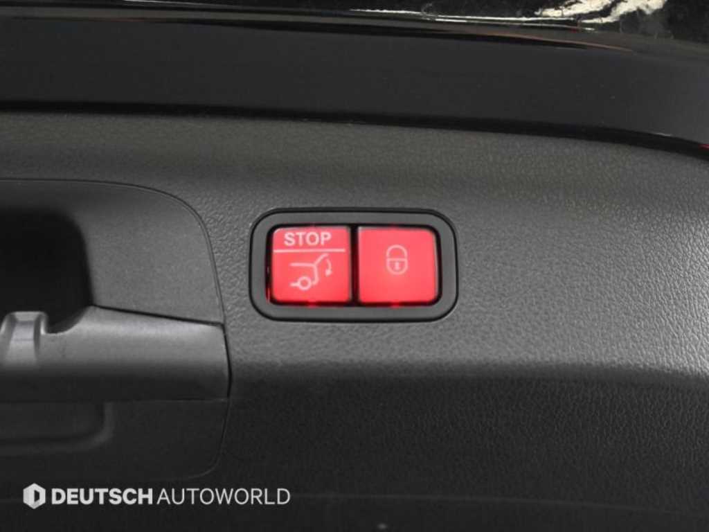 Mercedes-Benz GLE-Class — photo 20