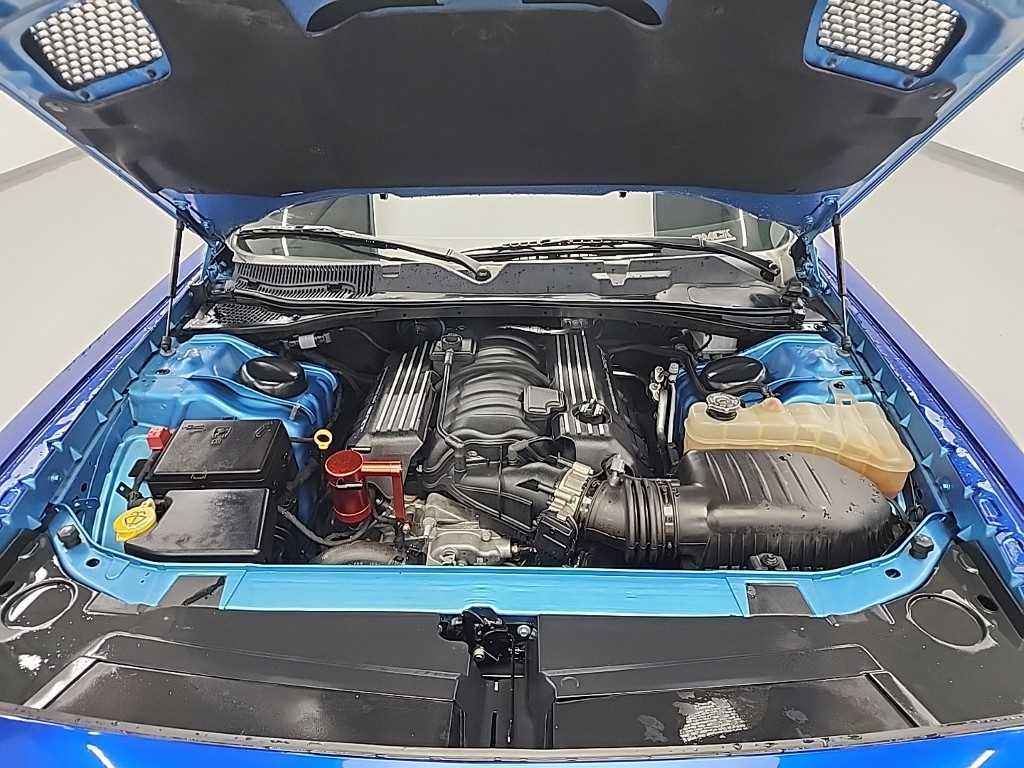 Dodge Challenger — photo 05