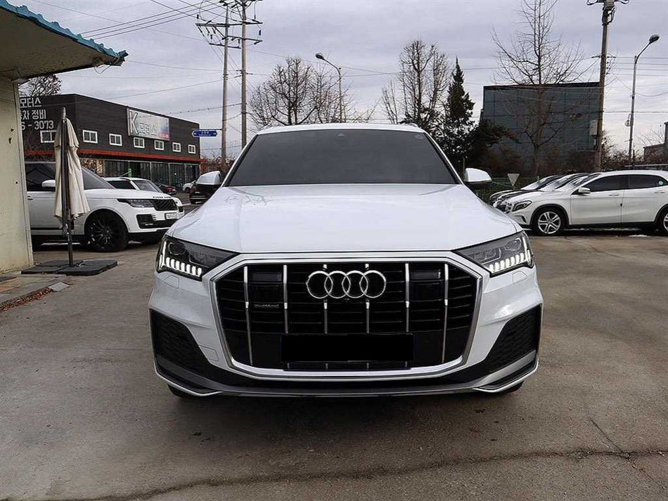 Audi Q7 — photo 01
