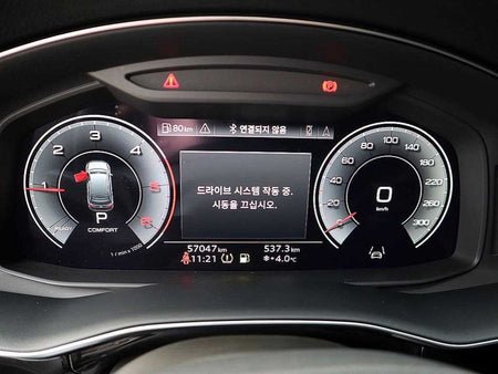 Audi Q7 — photo 10