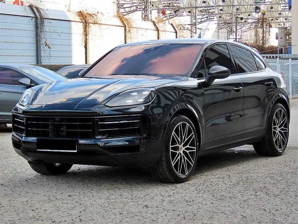 Porsche Cayenne — photo 02