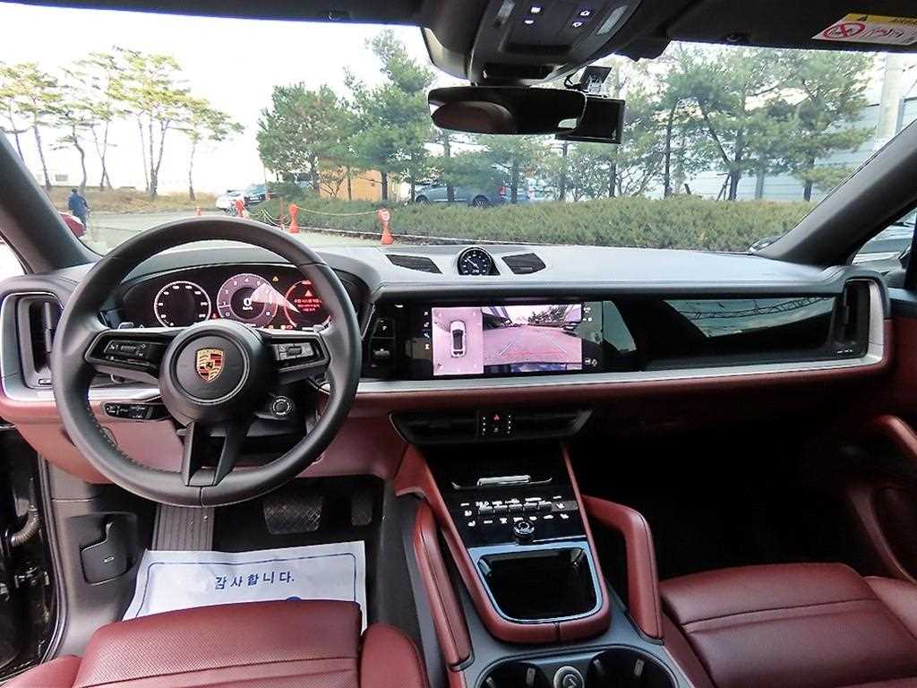 Porsche Cayenne — photo 07