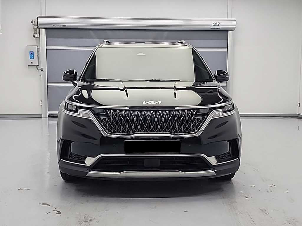 Kia Carnival — photo 02