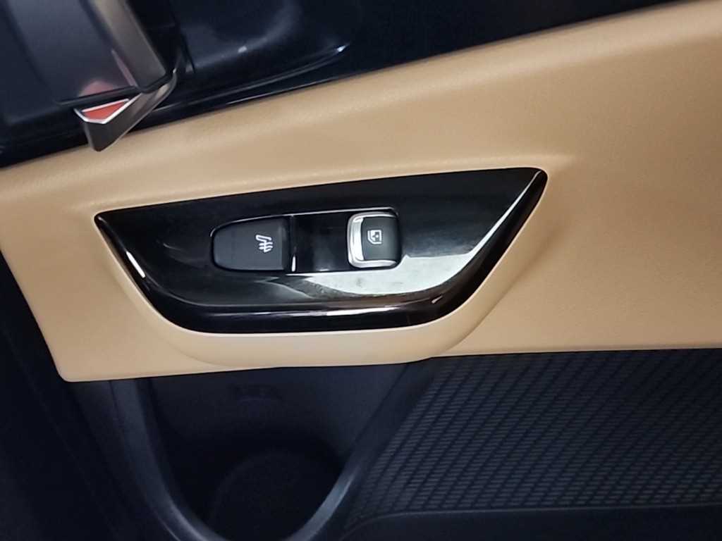 Kia Carnival — photo 14