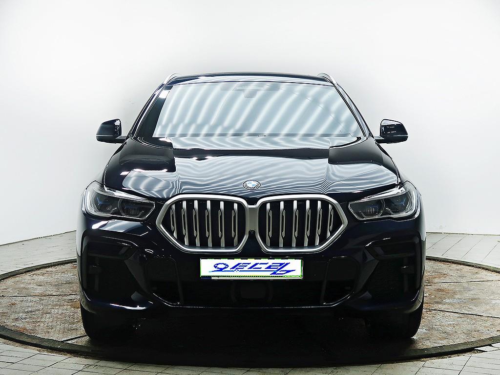 BMW X6 — photo 01