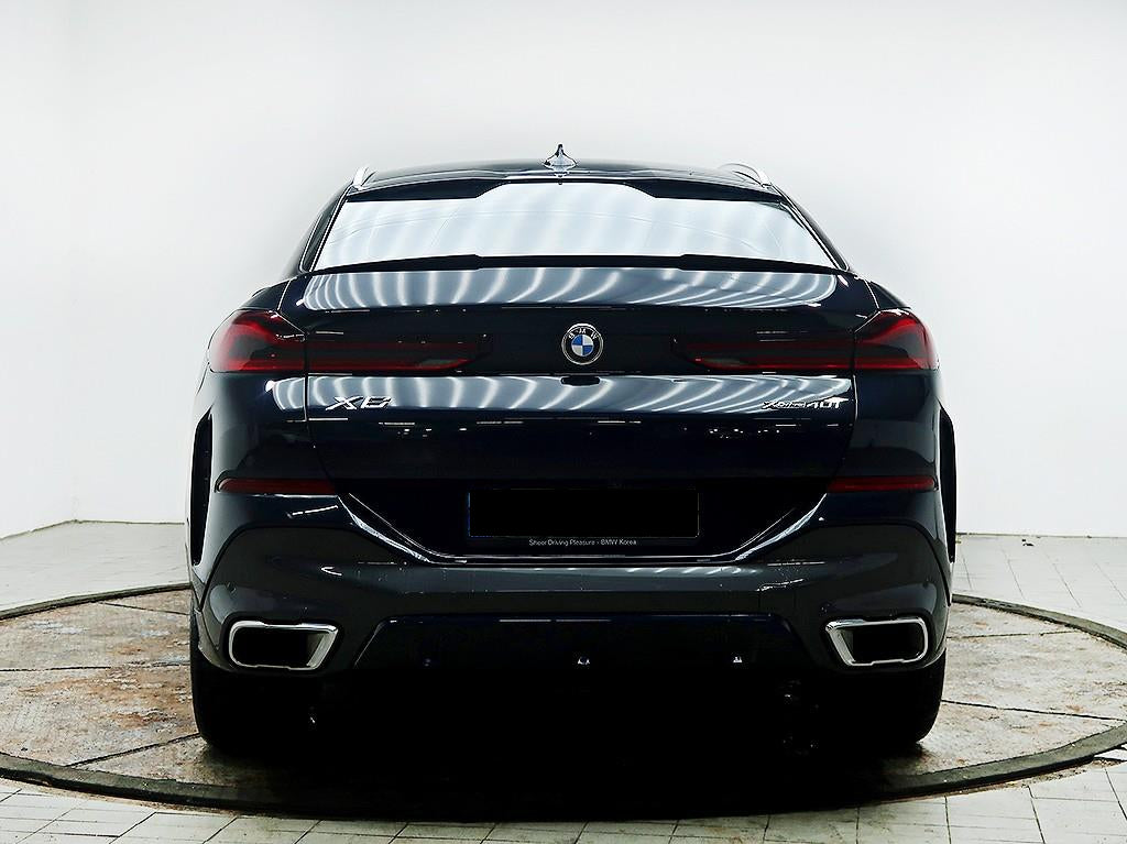 BMW X6 — photo 03