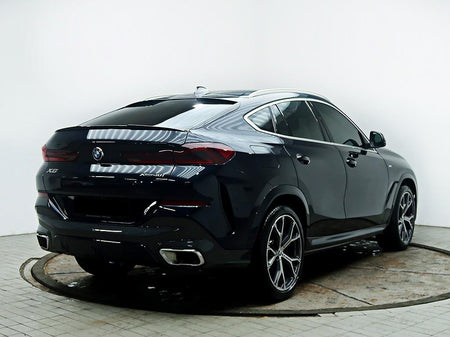 BMW X6 — photo 04