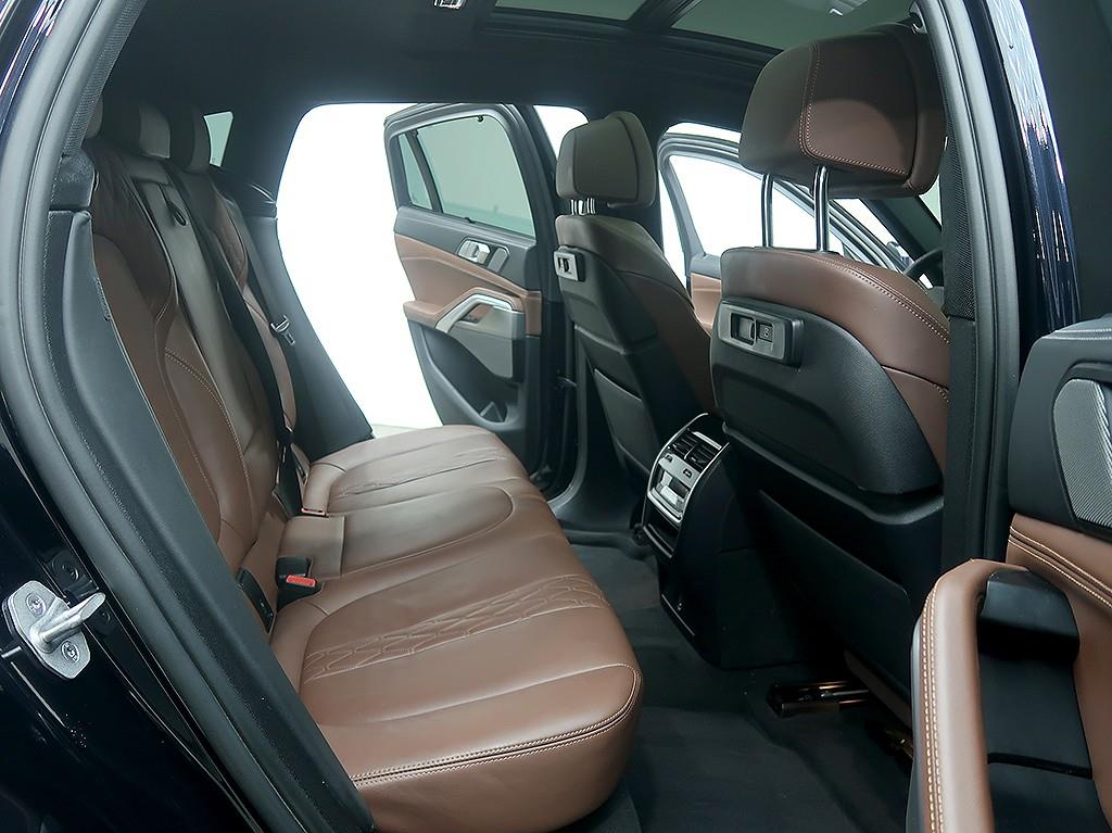 BMW X6 — photo 12