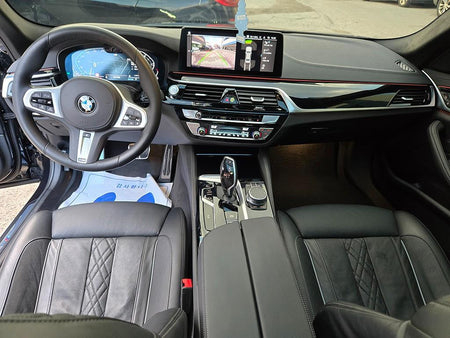 BMW 5-Series — photo 09