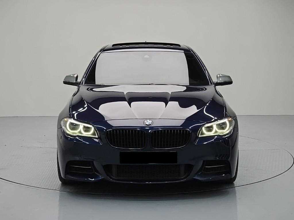 BMW 5-Series — photo 02