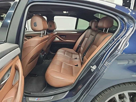 BMW 5-Series — photo 12