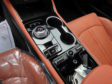 Kia K5 — photo 10